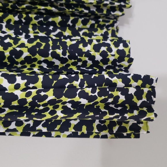 LOFT Animal Print Mini Dress 4 Black Blue Green Pleats Leopard Mobwife Office - Picture 4 of 16